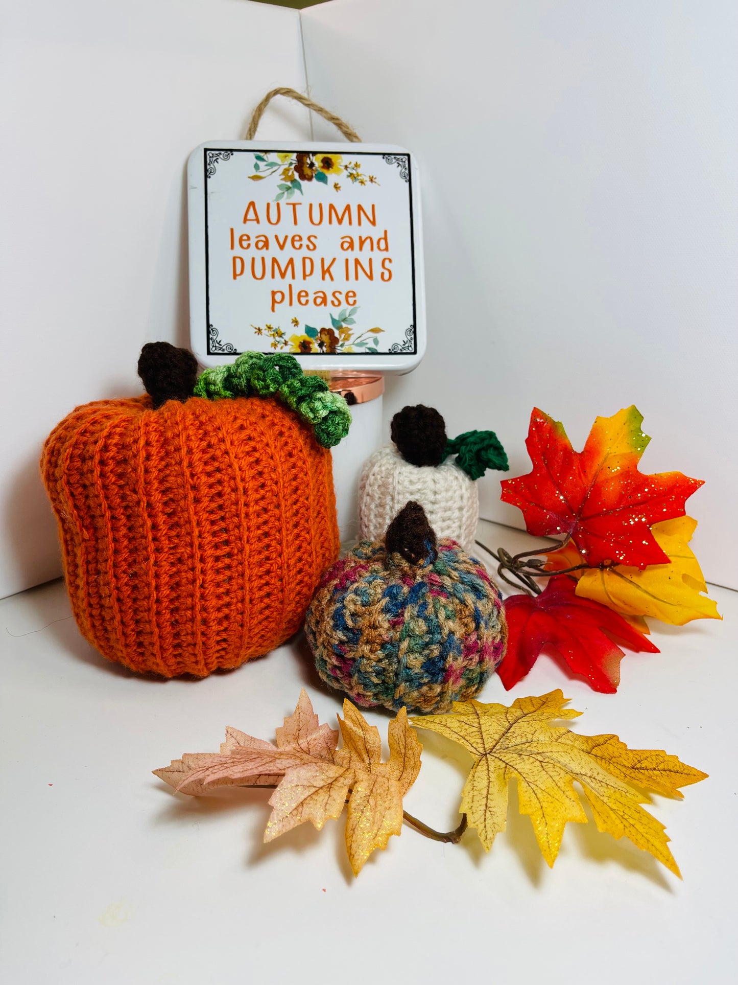 PUMPKIN DECOR SET OF THREE